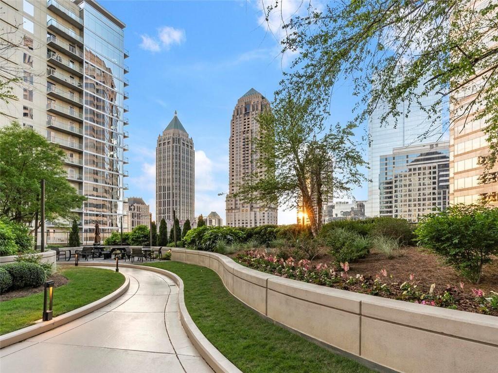 1080 Peachtree Street NE Unit 2902