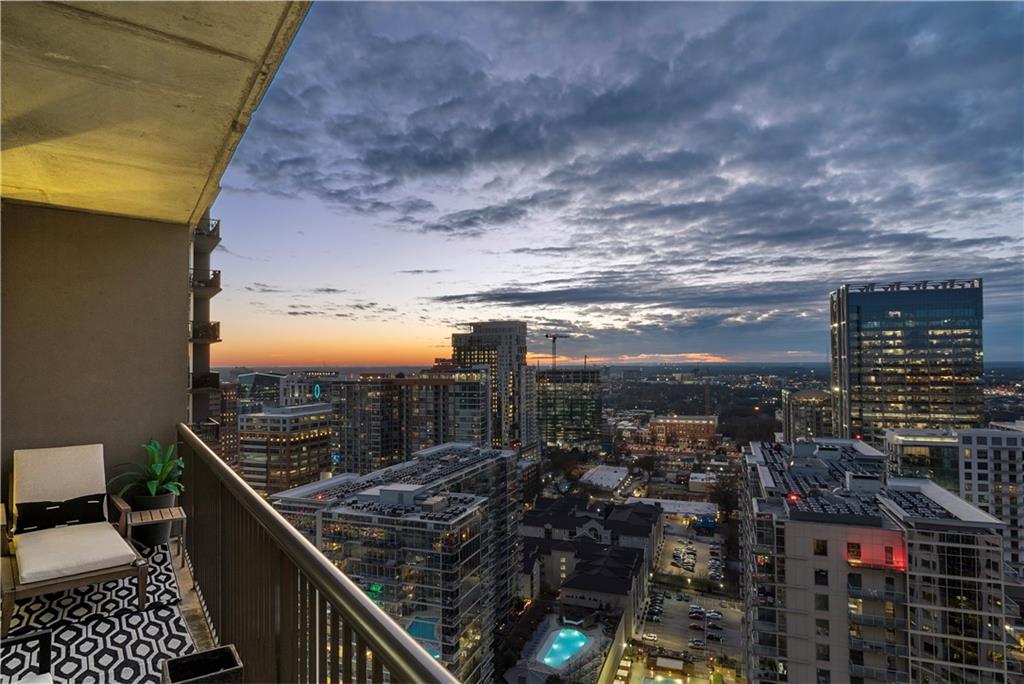 1080 Peachtree Street NE Unit 2902