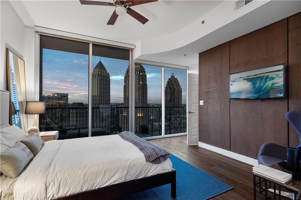 1080 Peachtree Street NE Unit 2902