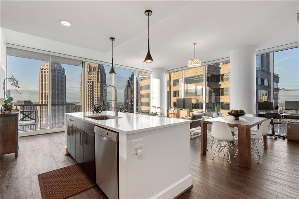 1080 Peachtree Street NE Unit 2902