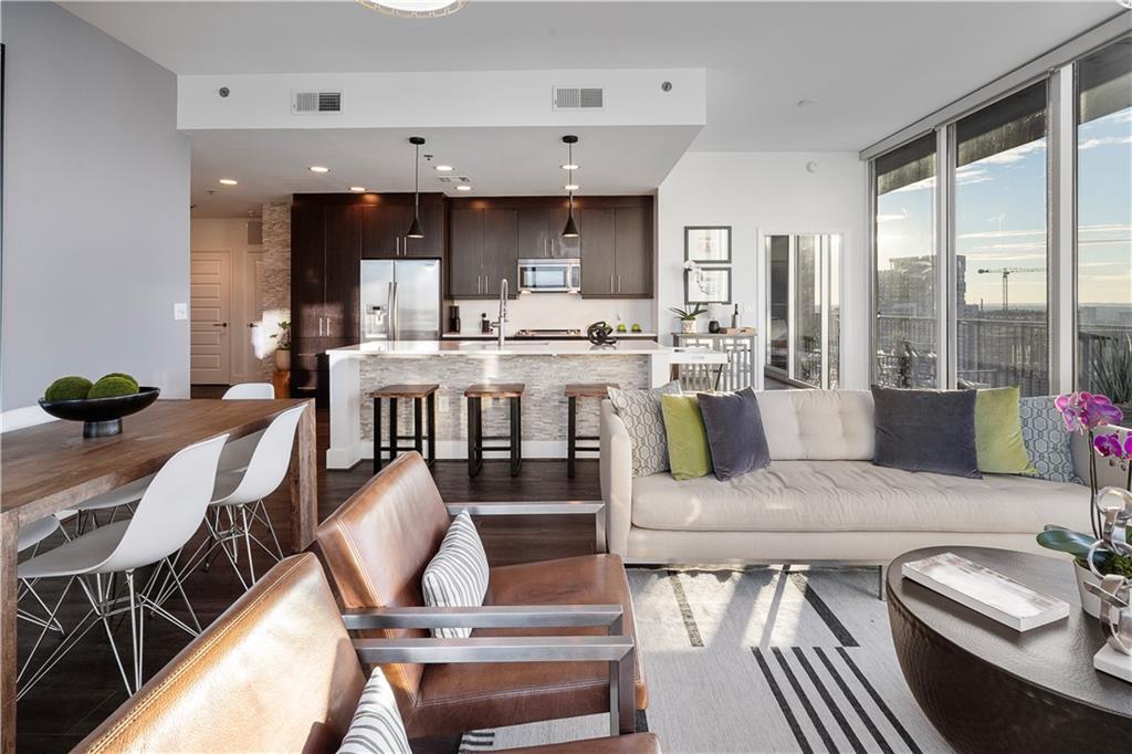 1080 Peachtree Street NE Unit 2902