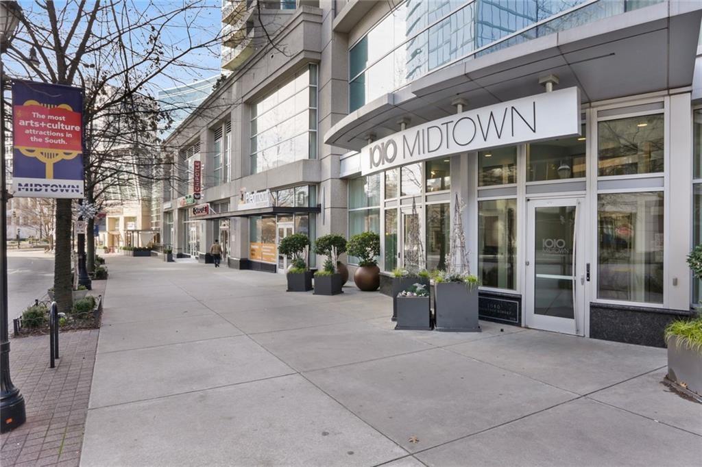 1080 Peachtree Street NE Unit 2902