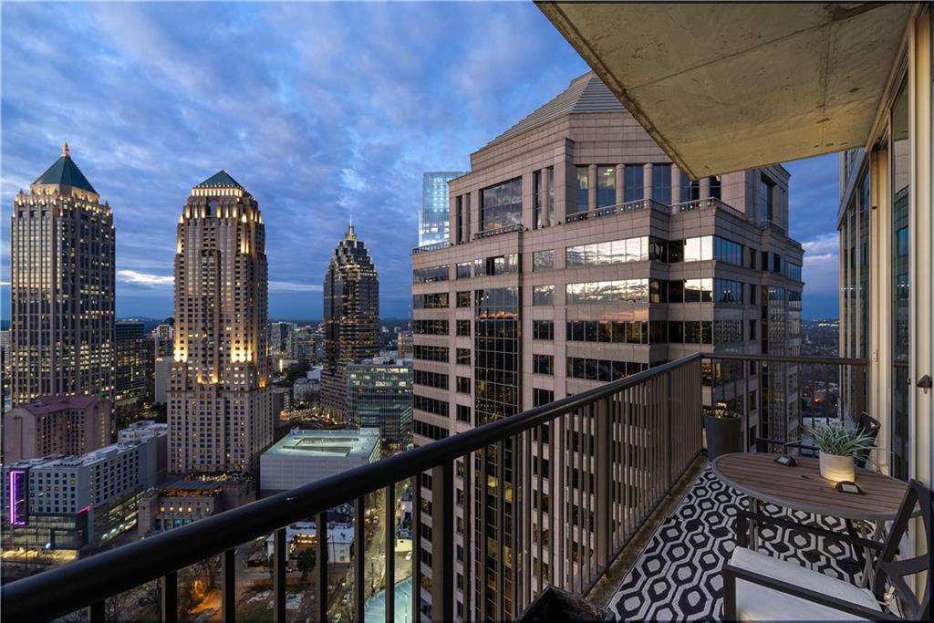 1080 Peachtree Street NE Unit 2902