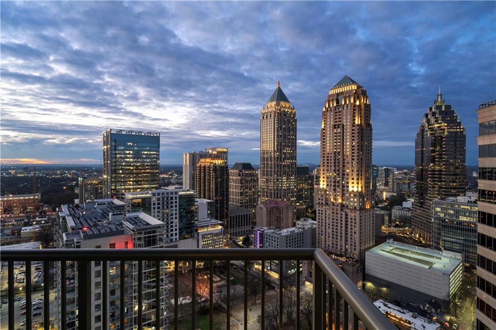 1080 Peachtree Street NE Unit 2902