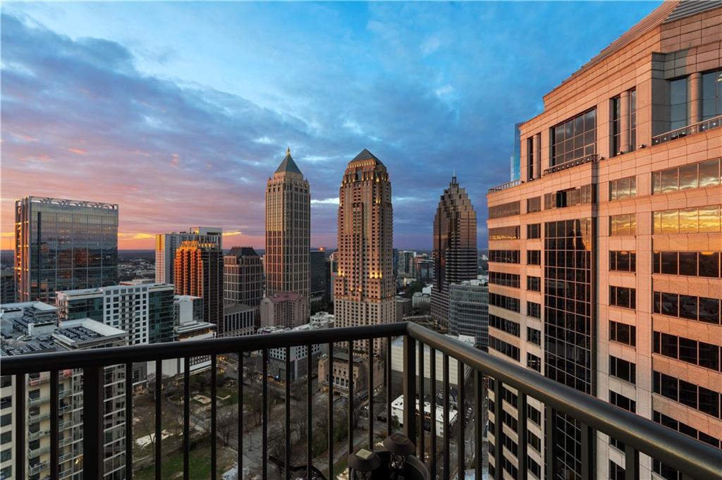 1080 Peachtree Street NE Unit 2902