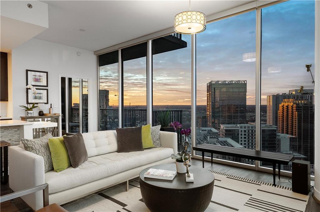1080 Peachtree Street NE Unit 2902