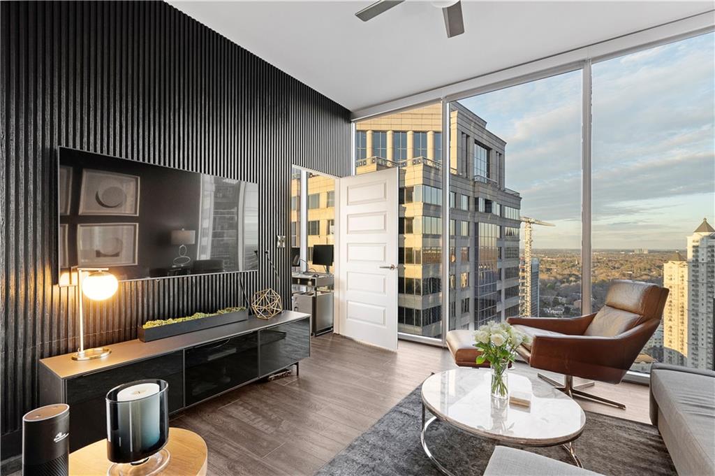 1080 Peachtree Street NE Unit 2902