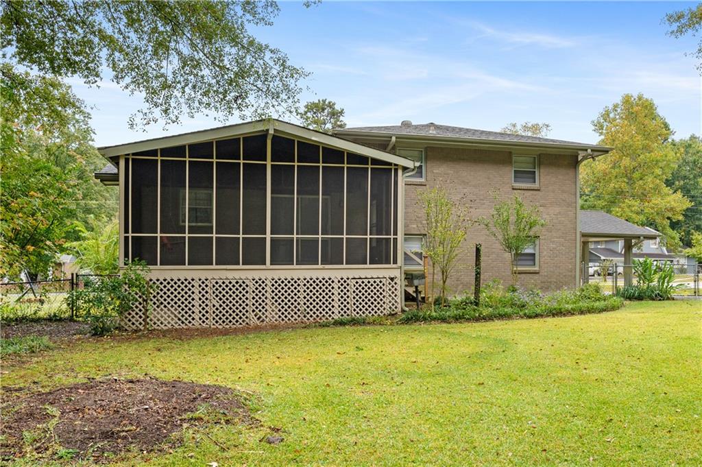 792 Barnesdale Drive