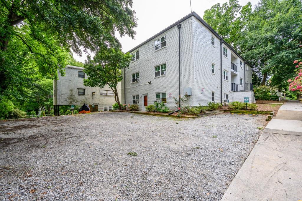 880 Saint Charles Avenue NE Unit 5