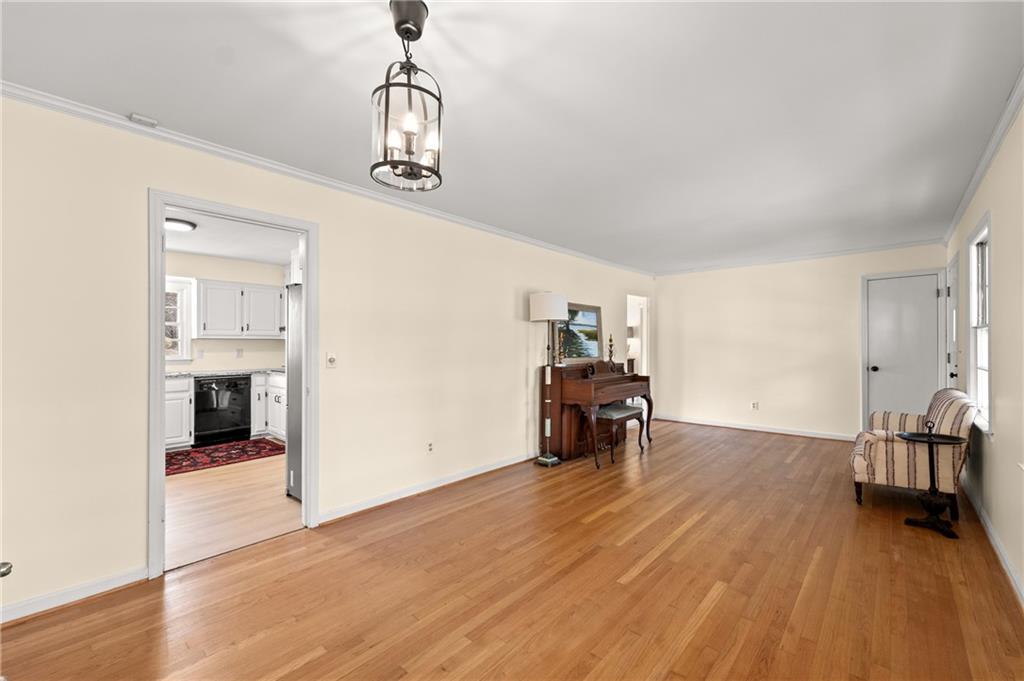 2284 Midvale Circle
