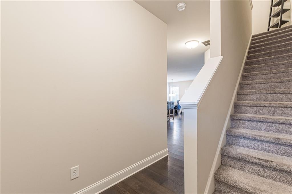5474 Cascade Ridge SW