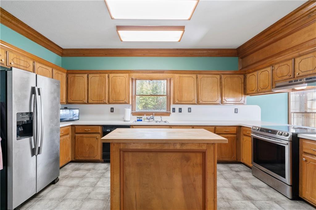 1039 Oak Moss Drive
