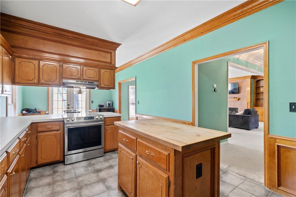 1039 Oak Moss Drive