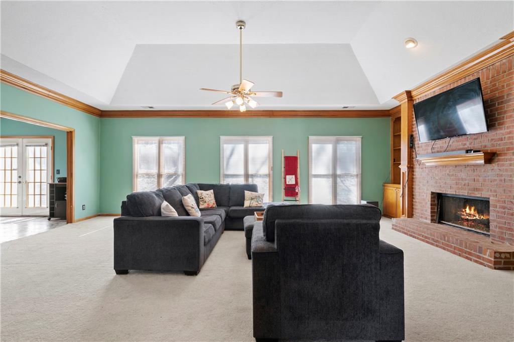 1039 Oak Moss Drive
