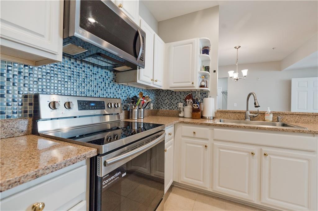 955 Juniper Street NE Unit 4114