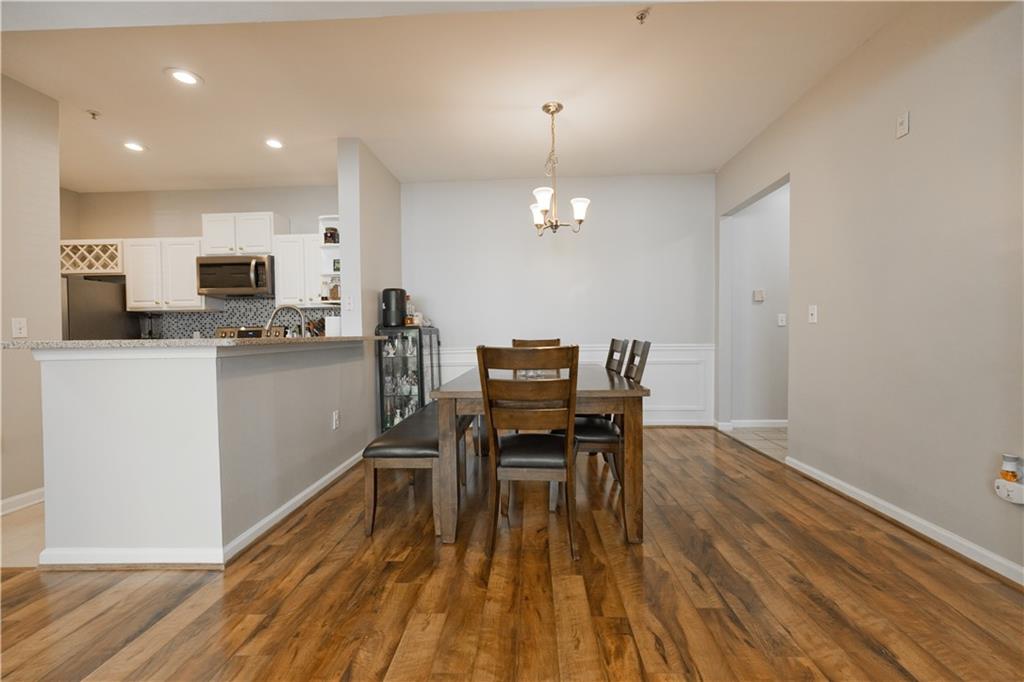 955 Juniper Street NE Unit 4114
