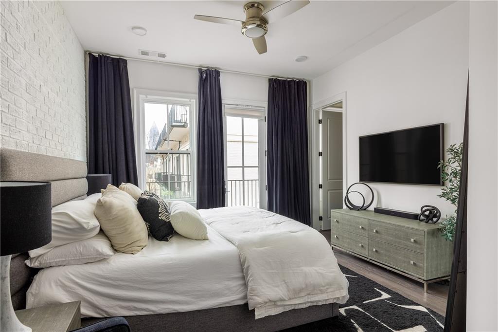 574 Boulevard Place NE Unit 13