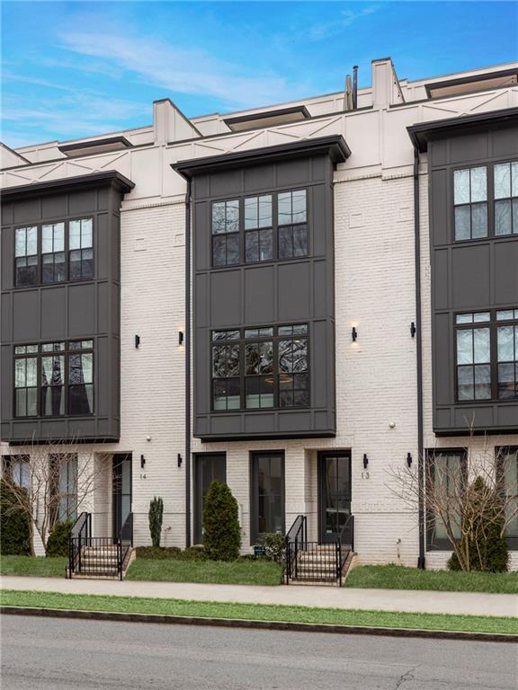574 Boulevard Place NE Unit 13