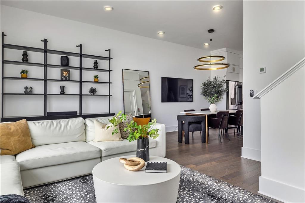 574 Boulevard Place NE Unit 13