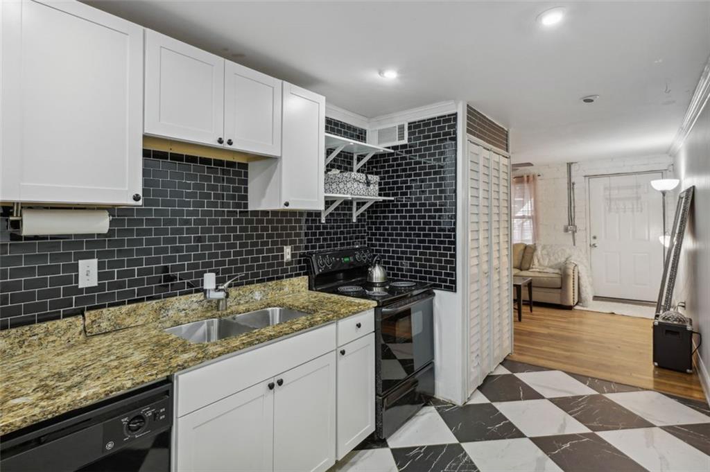 24 Daniel Street SE Unit 6