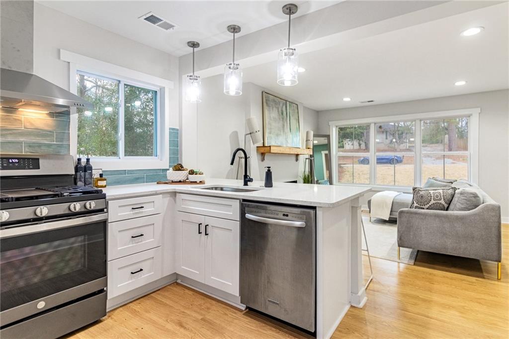 2077 W Flat Shoals Terrace