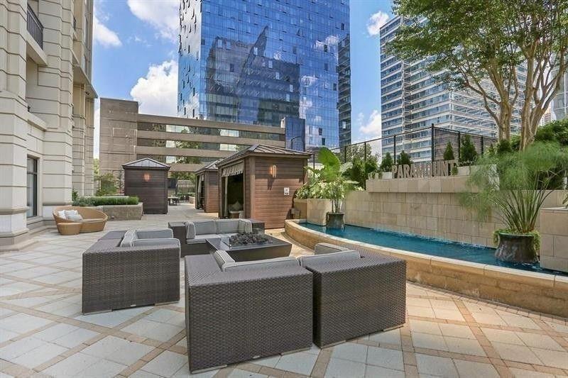 3445 Stratford Road NE Unit 602