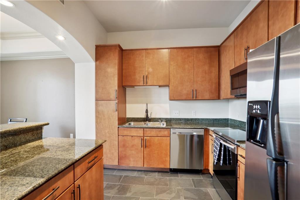 3445 Stratford Road NE Unit 602