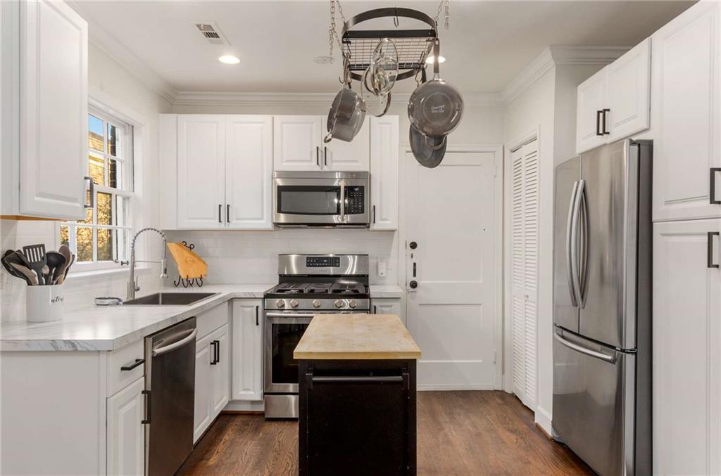 36 Sheridan Drive NE Unit B3