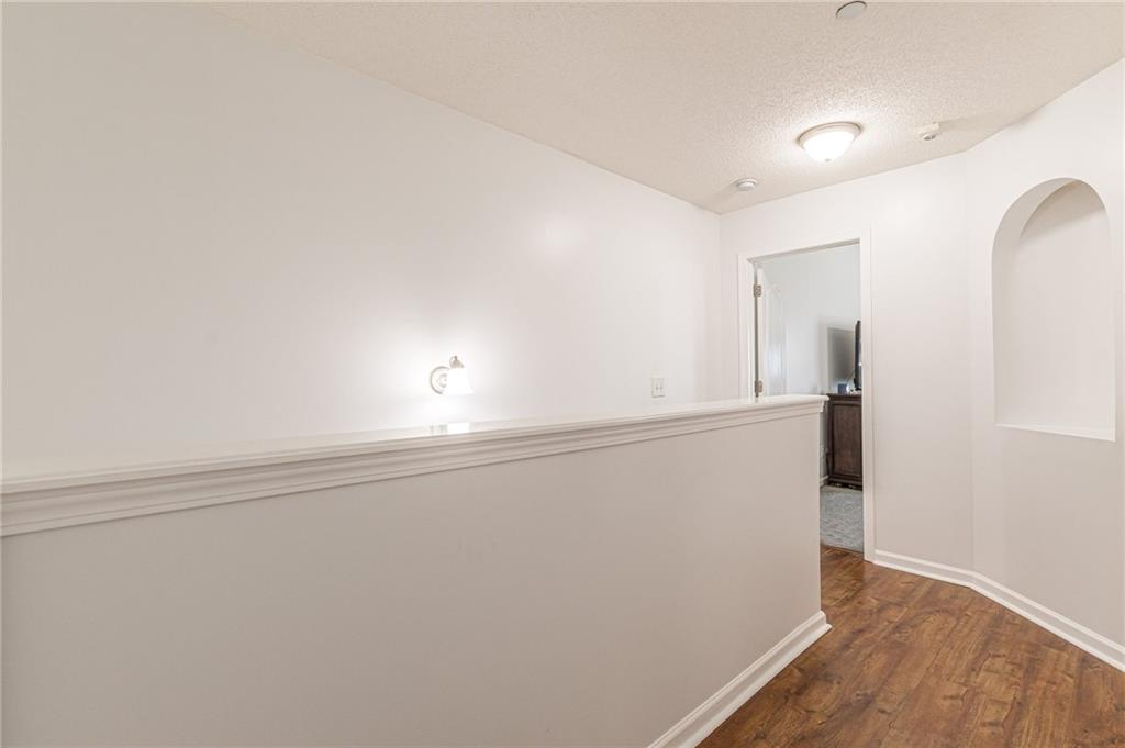 1717 OLD DOGWOOD