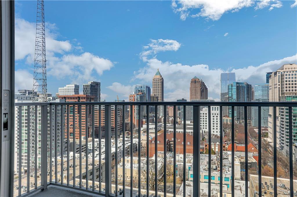 860 Peachtree Street NE Unit 1905