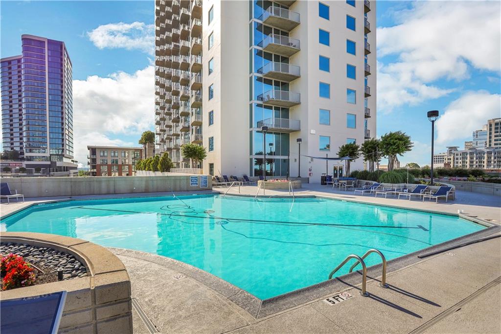 860 Peachtree Street NE Unit 1905