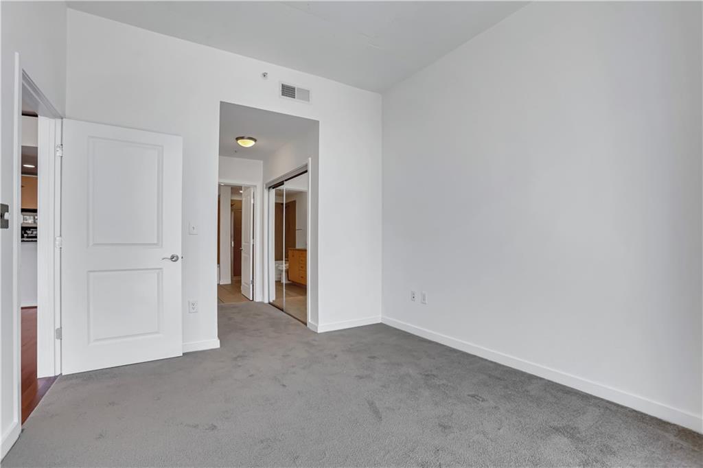 860 Peachtree Street NE Unit 1905