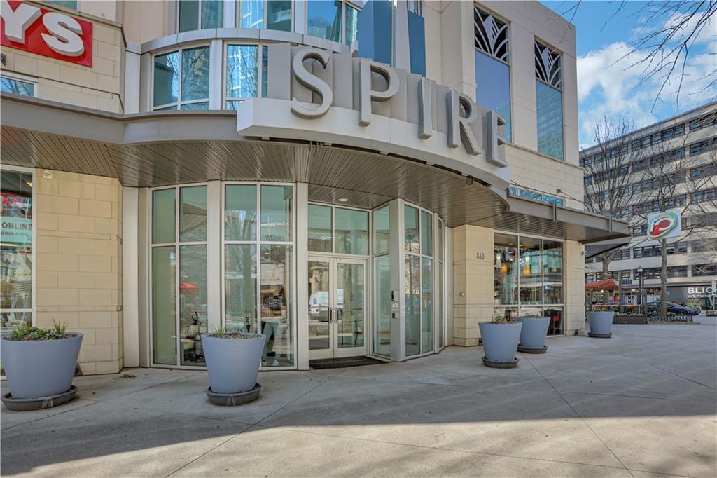 860 Peachtree Street NE Unit 1905