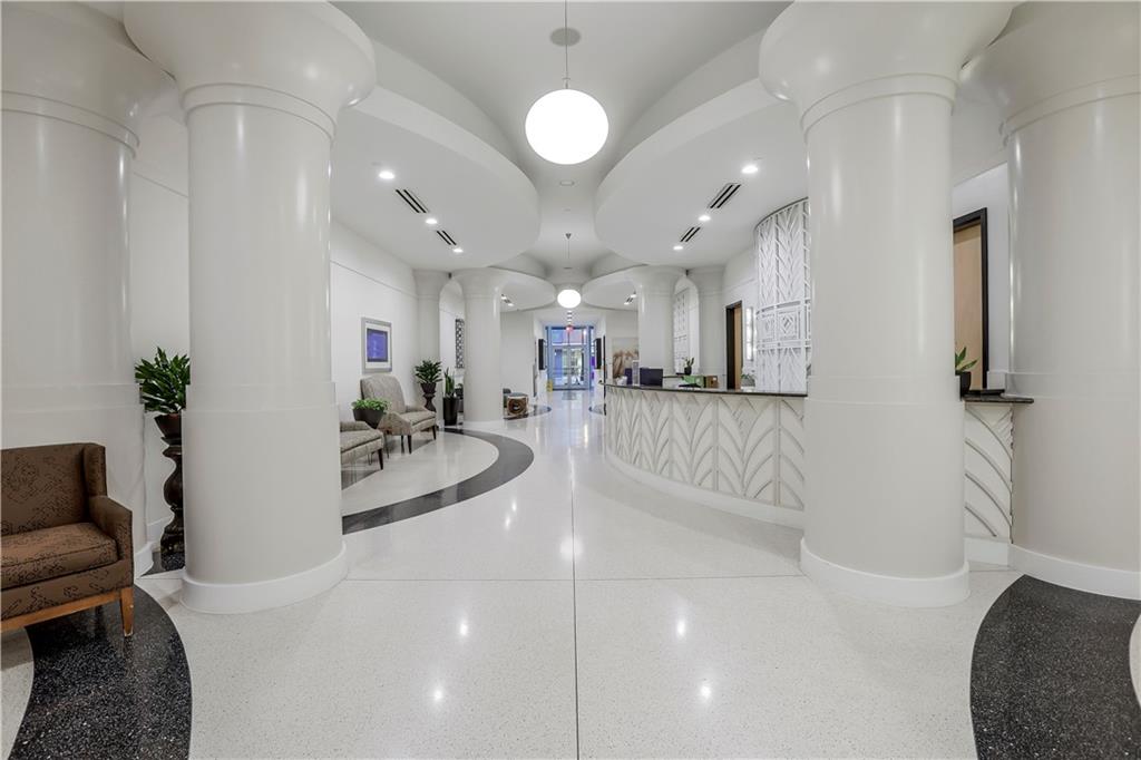 860 Peachtree Street NE Unit 1905