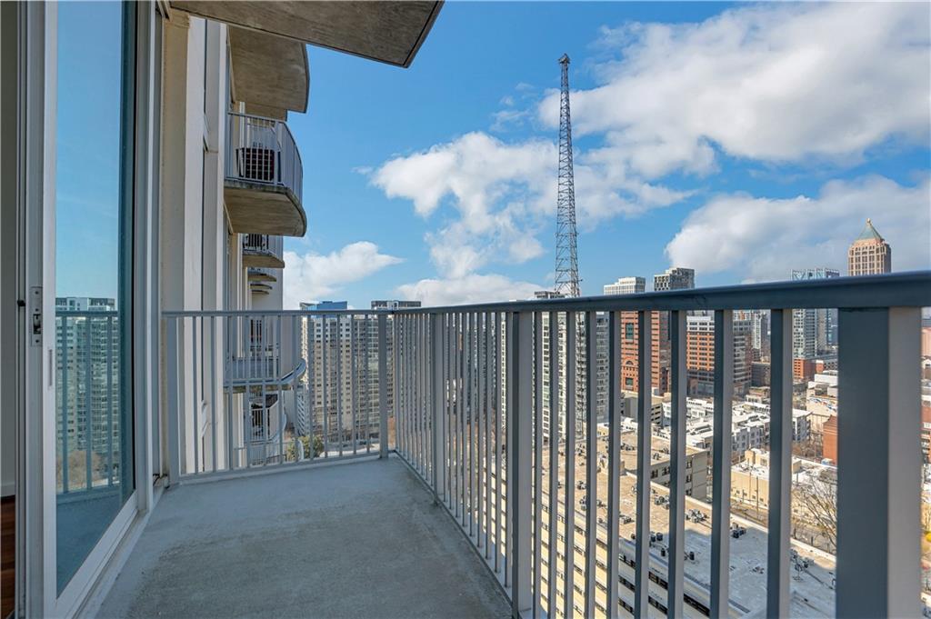 860 Peachtree Street NE Unit 1905
