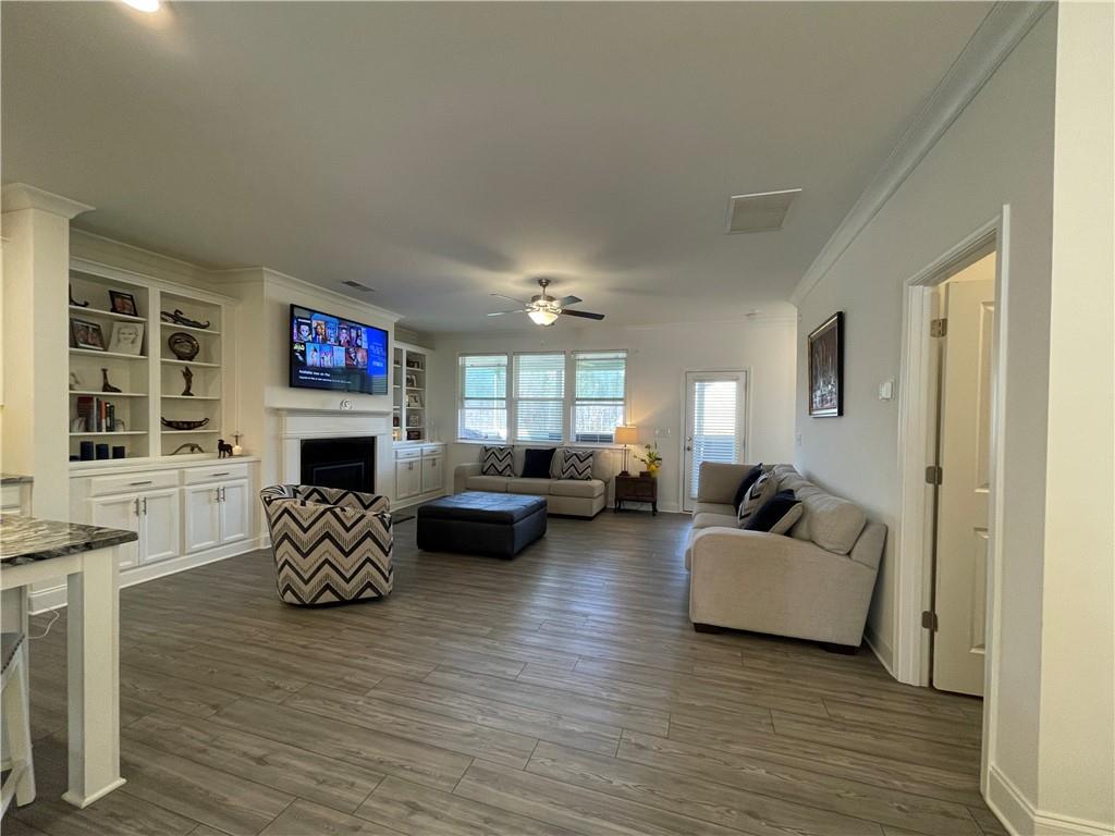 405 Plainfield Drive