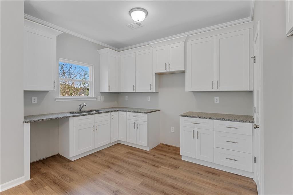 2872 Laurel Ridge Circle
