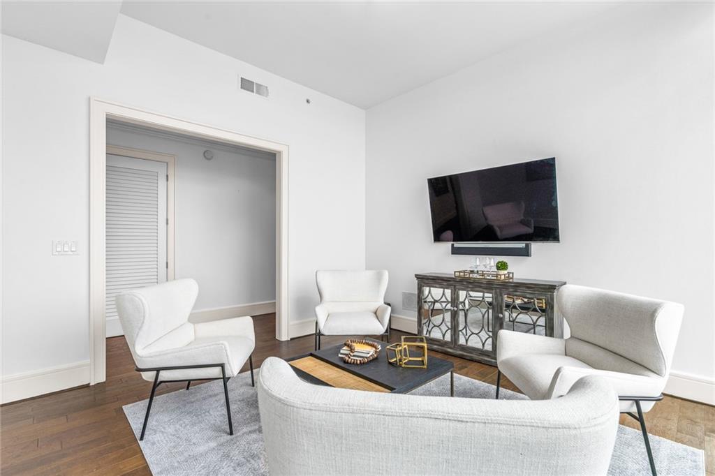 1065 Peachtree Street NE Unit 3204