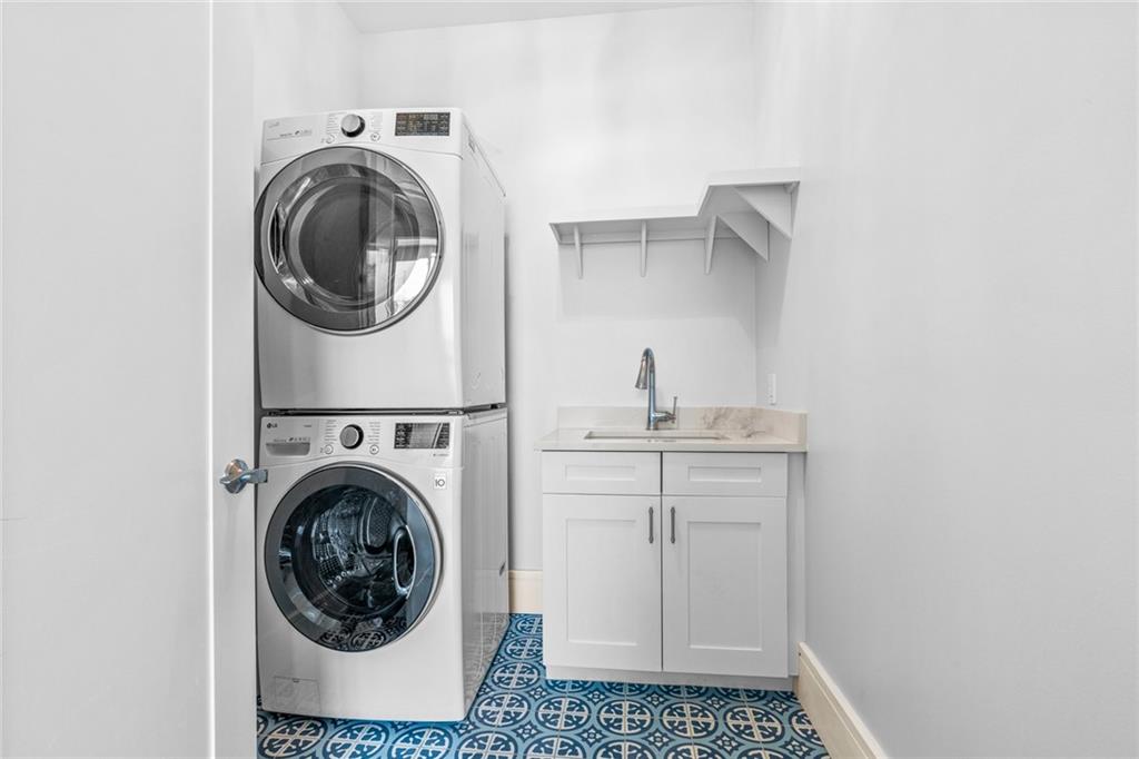 1065 Peachtree Street NE Unit 3204