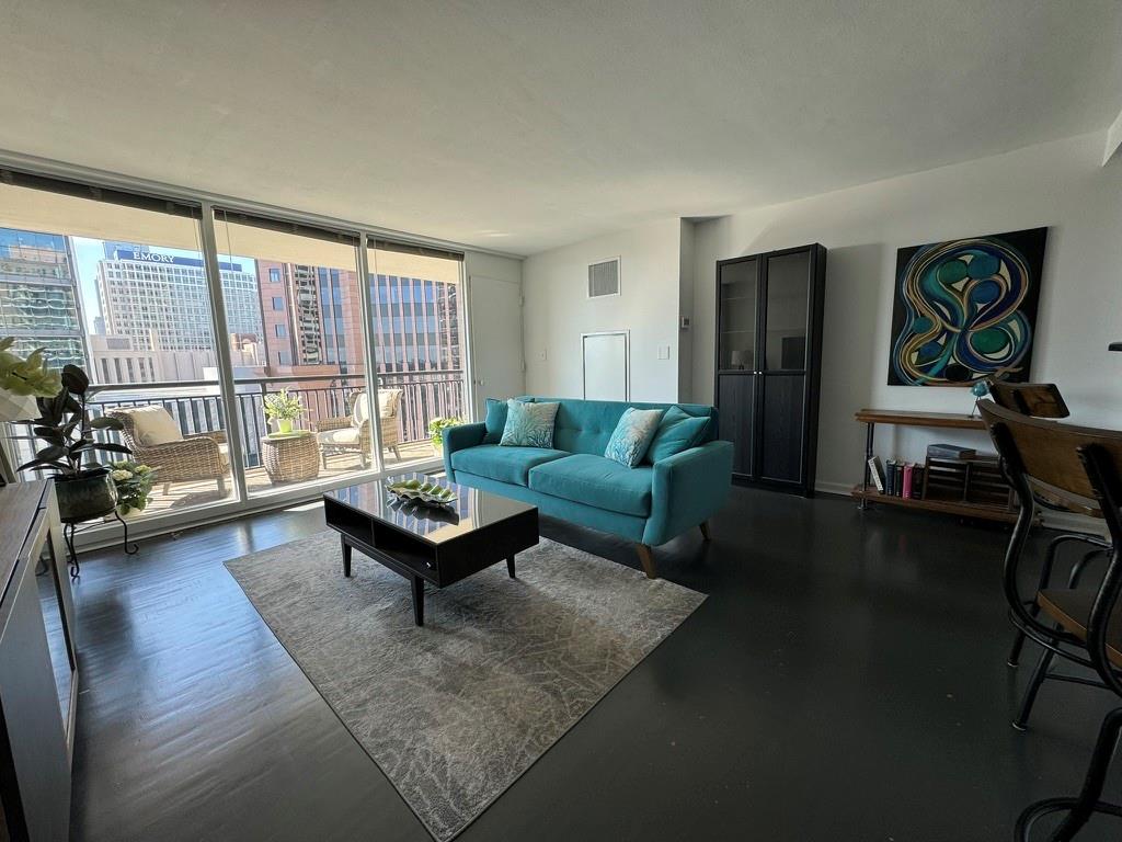620 Peachtree Street NE Unit 909