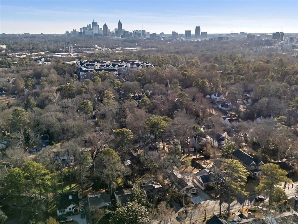 271 Lindbergh Drive NE