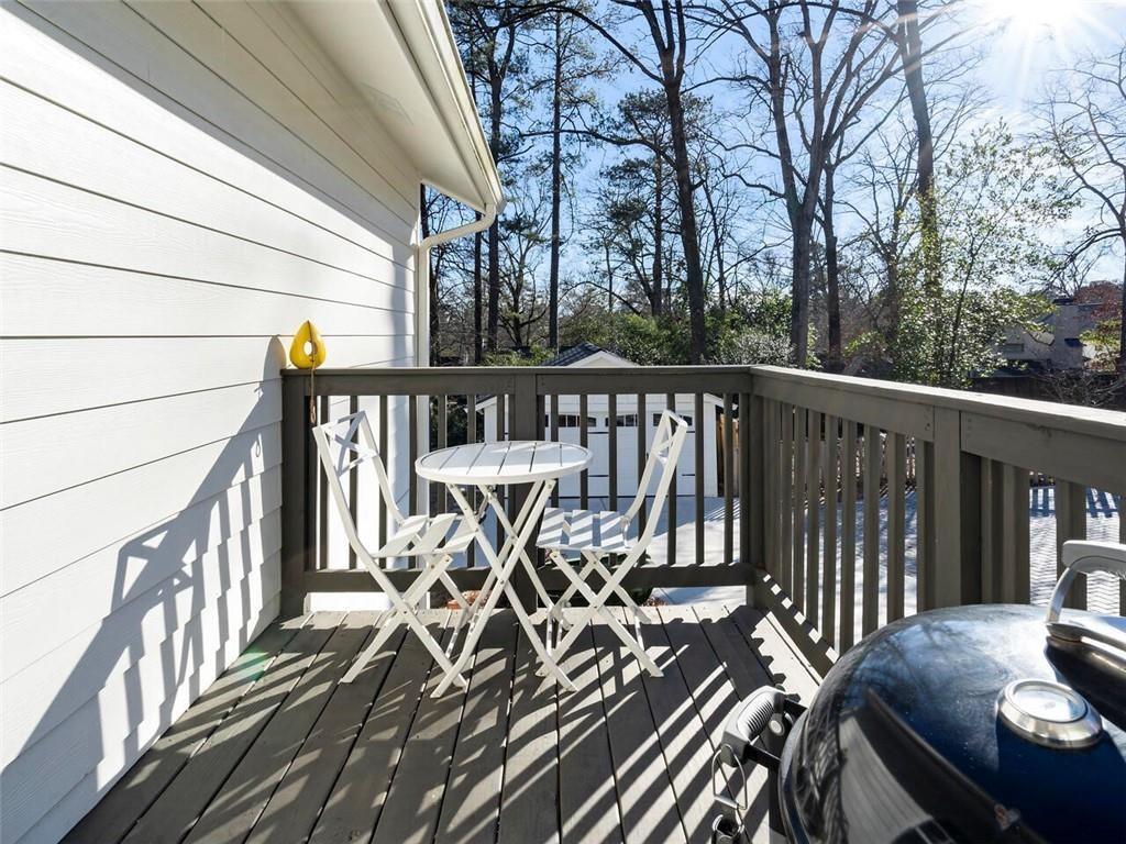 271 Lindbergh Drive NE
