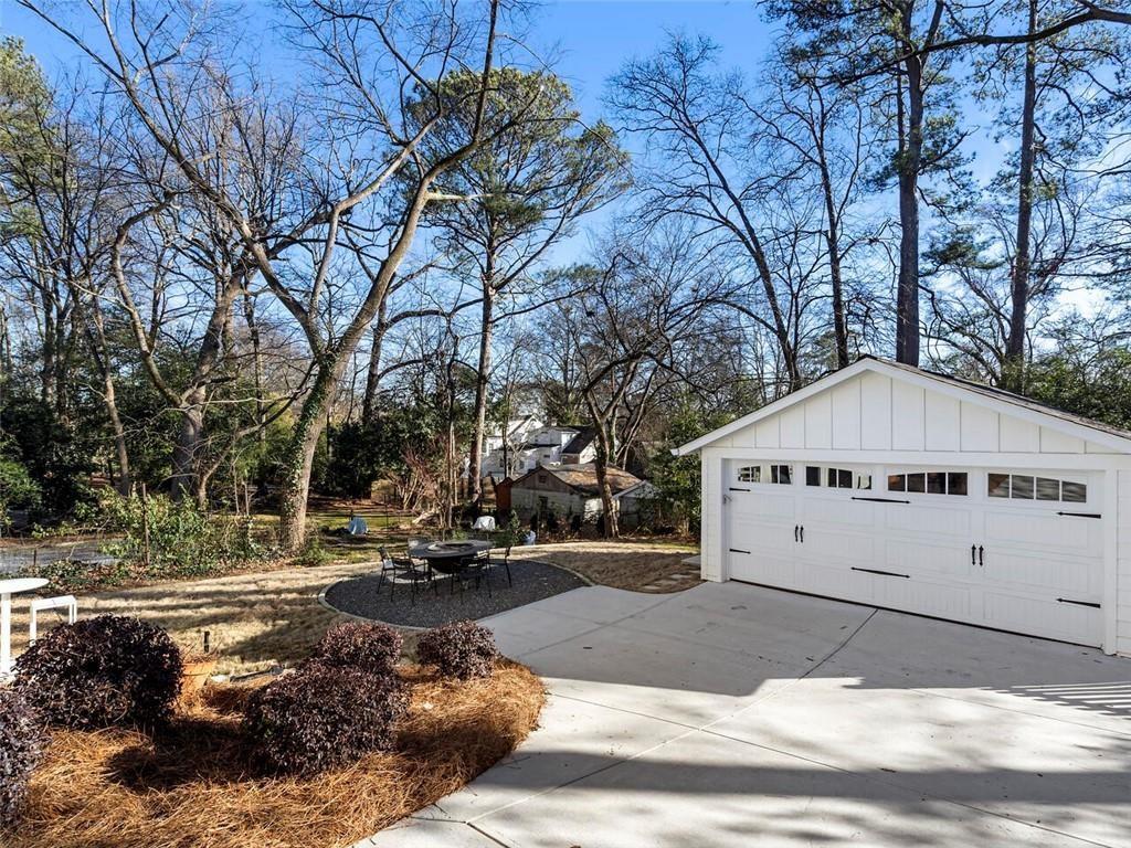 271 Lindbergh Drive NE