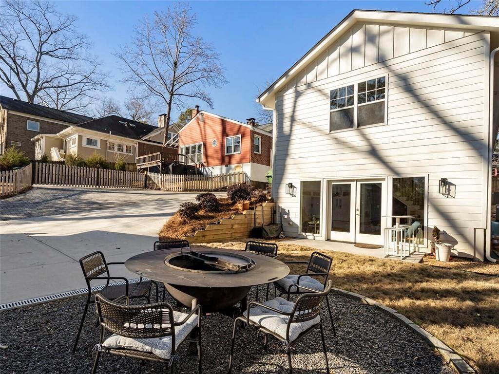 271 Lindbergh Drive NE