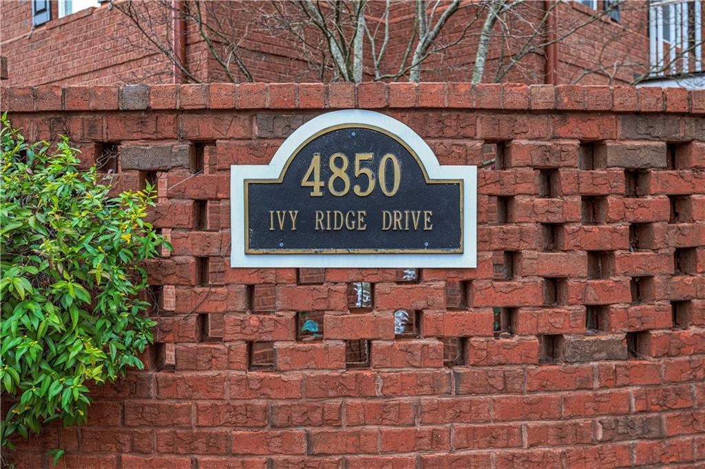 4850 Ivy Ridge Drive SE Unit 401