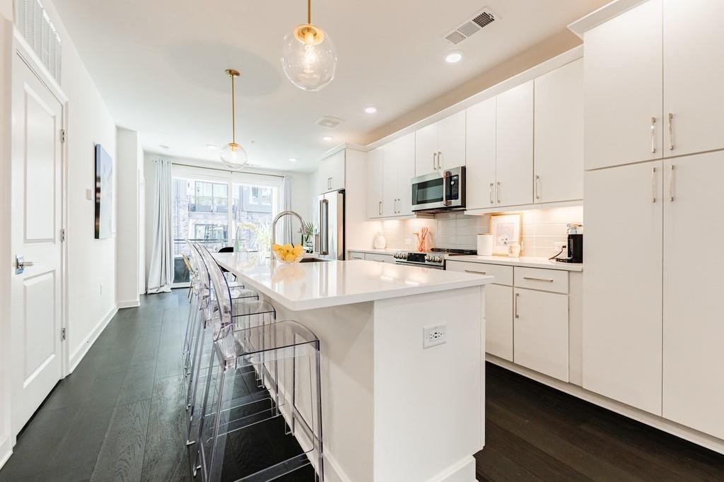 375 Pratt Drive SE Unit 307