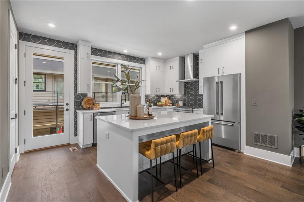 1160 Ormewood Avenue Unit 8