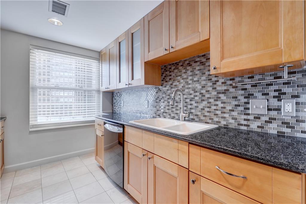 195 14th Street NE Unit 1603