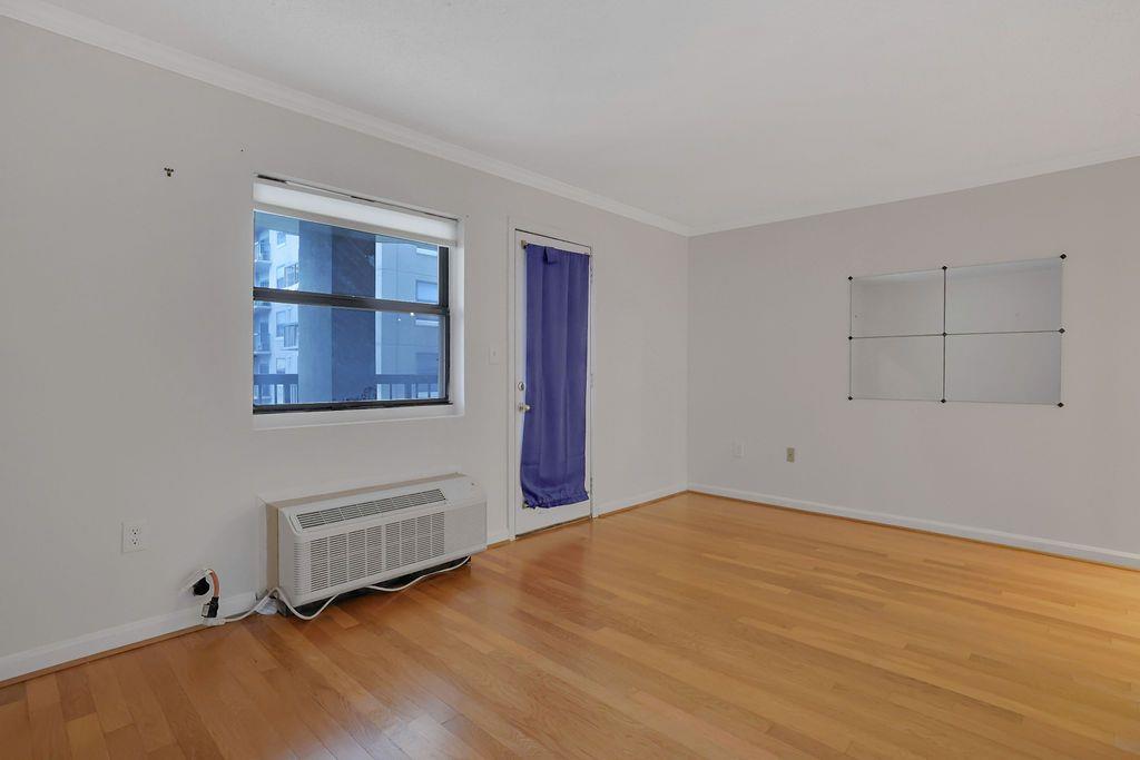 795 Hammond Drive Unit #1810