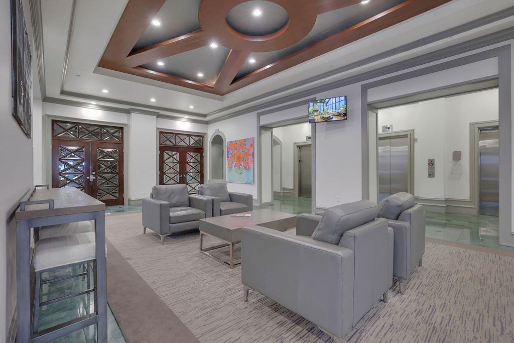 795 Hammond Drive Unit #1810
